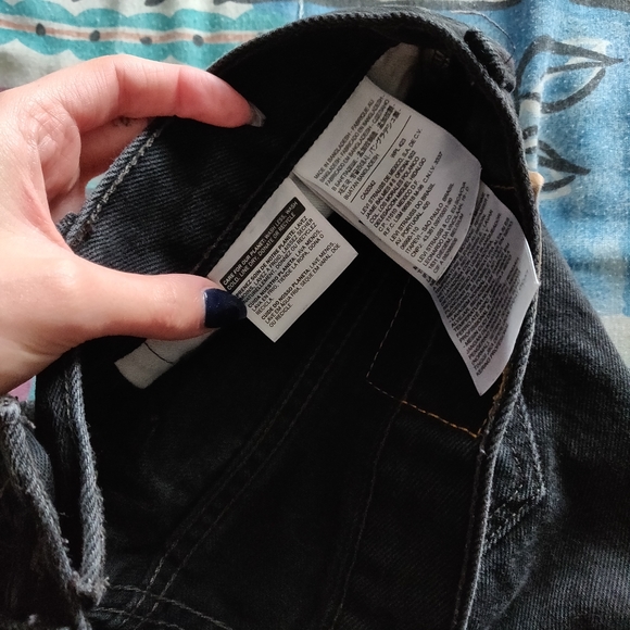 VINTAGE LEVIS MOM JEANS - Picture 3 of 6